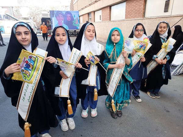 اجتماع بزرگ «روزه اولی‌ها» در ورزشگاه شهید‌شیرودی 