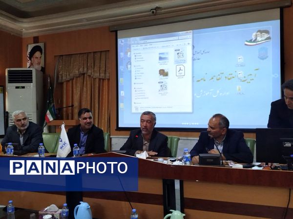 امضای تفاهم‌نامه توسعه هنرستان‌های جوار صنعت در خراسان رضوی