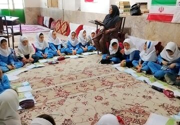 پایداری آموزش با همت معلم