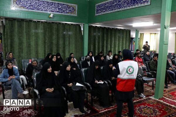 دوره امدادرسانی در مسجد قمر بنی هاشم کمالشهر کرج 