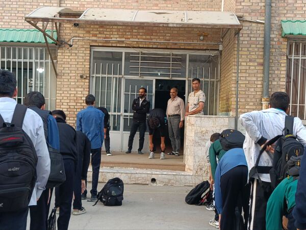ورزش، نشاط، رفاقت؛ یک روز متفاوت در هنرستان شیخ‌الرئیس مشهد 