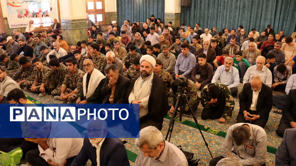 نماز جمعه سیاسی دشمن شکن بندپی شرقی با حضور نوجوانان و جوانان بسیجی