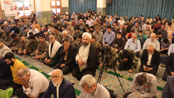 نماز جمعه سیاسی دشمن شکن بندپی شرقی با حضور نوجوانان و جوانان بسیجی