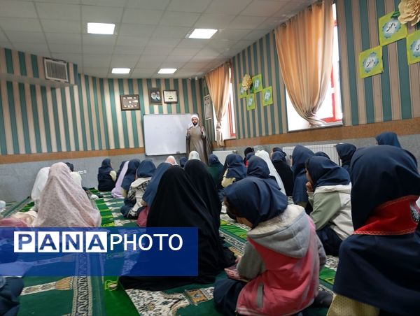 آوای عترت و نور قرآن در دبستان آرمینه مصلی نژاد