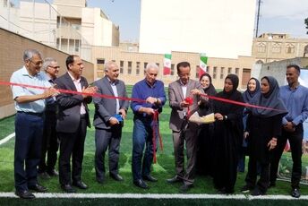 آیین افتتاحیه زمین چمن دبستان شهدای قائمیه