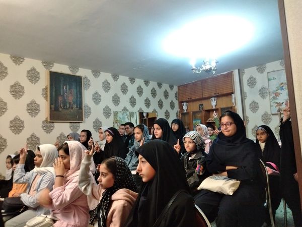 آموزش مقدماتی خبرنگاری در کانون ١۵ خرداد ناحیه ٣ آغاز شد