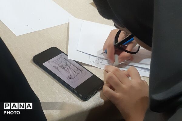 مشارکت دانش‌آموزان چهاردانگه در رویداد «روایتگر عزت، آگاهی و هویت؛ از مدرسه تا جامعه»
