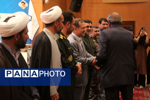 نخستین اجلاسیه شهدای دانشجو معلم در زنجان 