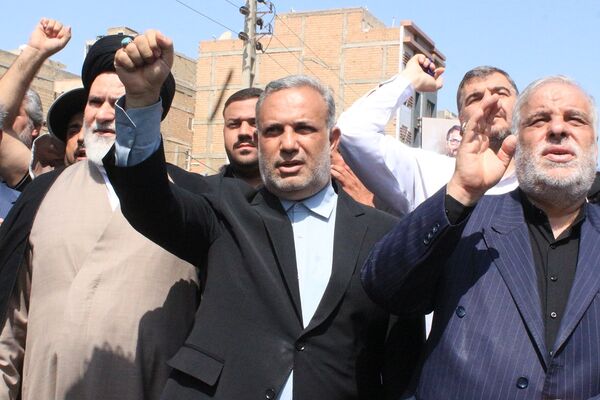 تشییعی که بهارستان را یکپارچه عزادار و مفتخر کرد