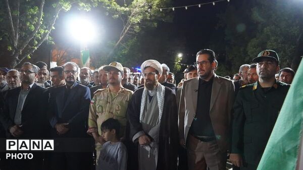حضور مدیر کل خراسان شمالی در هفتاد و سومین شب از اجتماعات شبانه در شهر غلامان
