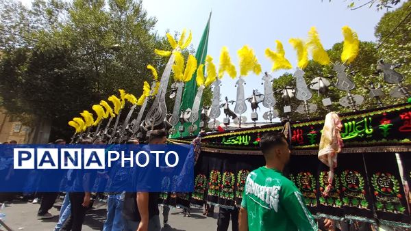 عاشورا روایت بیداری