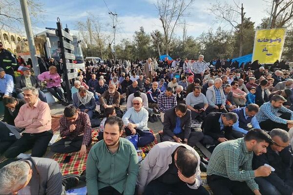 برگزاری نماز عید فطر در ناحیه دو شهرری 