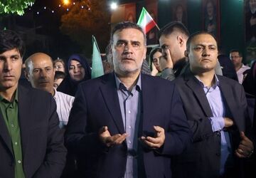 حضور مردم، مکمل اقتدار نیروهای مسلح است