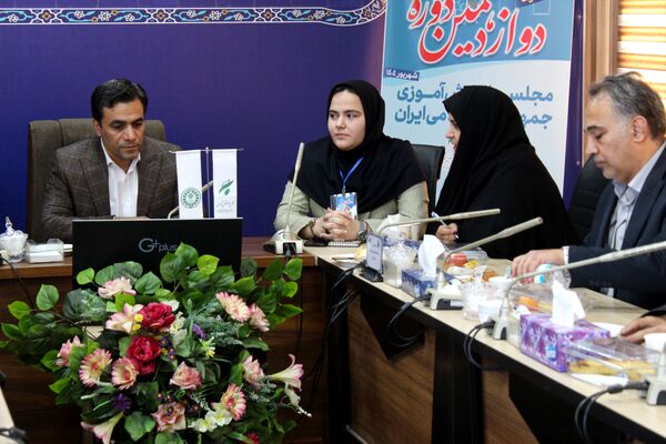 افتتاحیه وبیناری مجلس دانش آموزی جمهوری اسلامی ایران در زنجان 