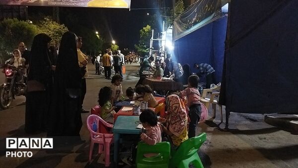 موکب جبهه فرهنگیان نیشابور در صد و چهارمین شب از اجتماعات مردمی 