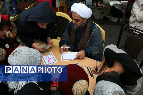 جلوه های حضور خادمان نوجوان در شادپیمایی مسجد جمکران