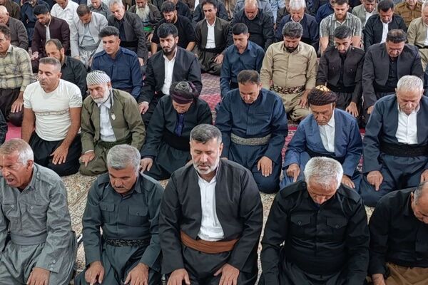 نماز عید سعید قربان در ثلاث باباجانی