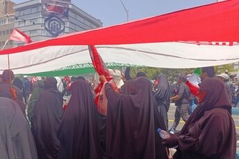 بدرقه جهانی در آینه نگاه‌ها؛ روایت مهمانان خارجی از وداع با رهبر شهید