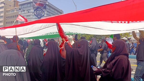 رستاخیز تاریخی لثارات خامنه ای در تهران