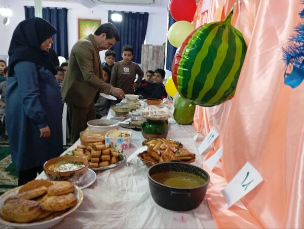 جشنواره تغذیه سالم و سلامت در دبستان پسرانه فضیلت کاشمر