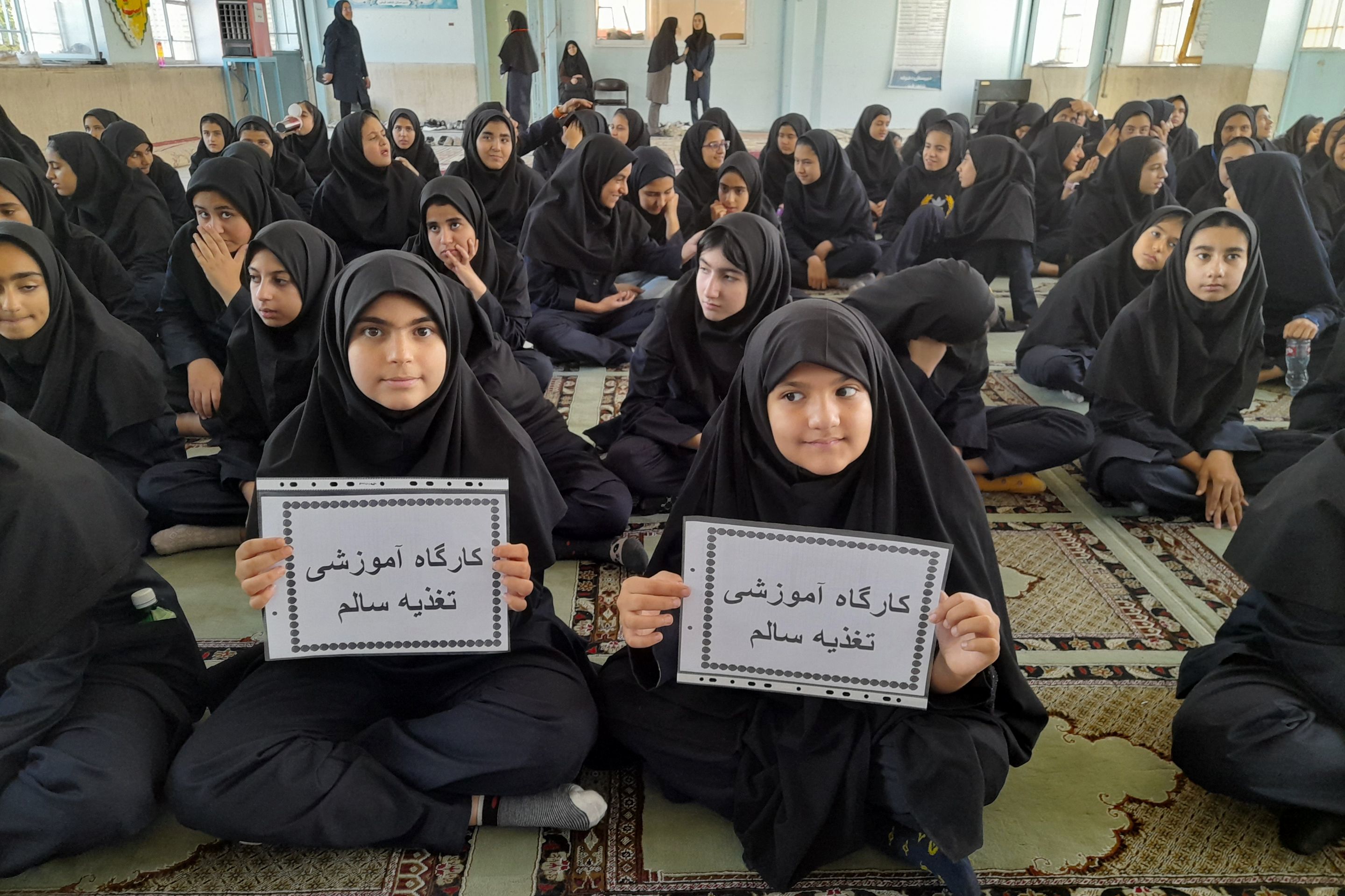 کارگاه آموزشی تغذیه سالم ویژه دانش‌آموزان پایه هفتم دبیرستان شاهد فیض