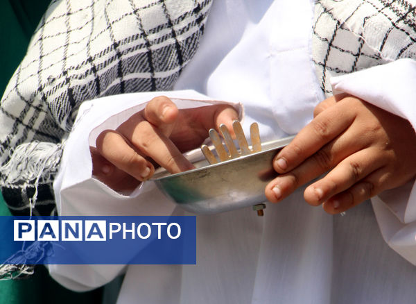 مراسم عزاداری و تعزیه‌خوانی روز عاشورا در روستای ده بالای تفت