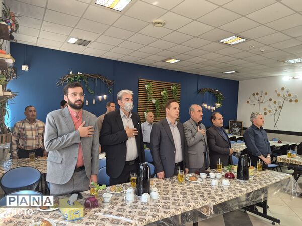 توزیع 3 هزار و 700 بسته نوشت‌افزار میان دانش‌آموزان نیازمند نیشابور