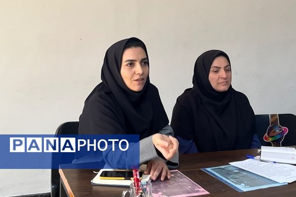 کارگاه آموزشی «مهارت‌های برقراری ارتباط با نوجوان » در هنرستان قدس ناحیه دو شهرری 