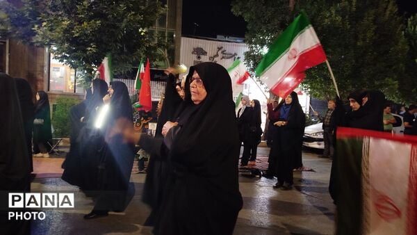 حماسه سازی مردم برای صد و بیست و چهار شب در مسجد جامع شهرستان نیشابور