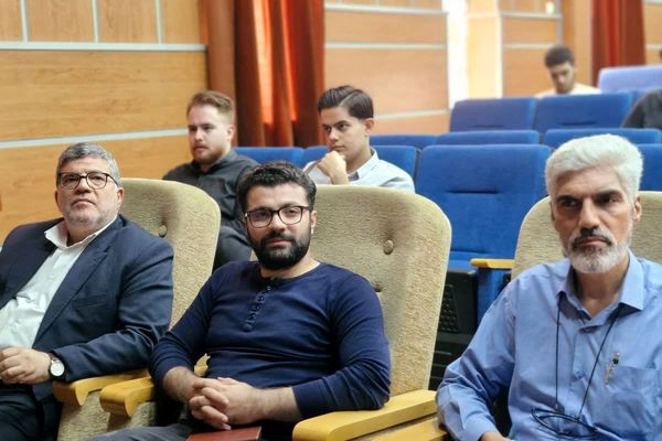 همایش انتخاب رشته در قرچک