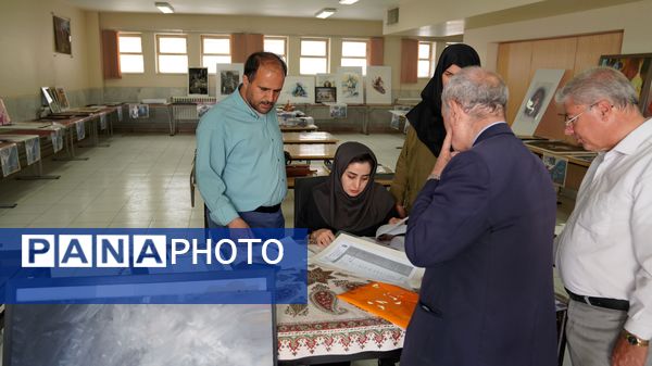 مرحله کشوری تحویل آثار چهل‌ و دومین جشنواره فرهنگی و هنری فردا در اصفهان 