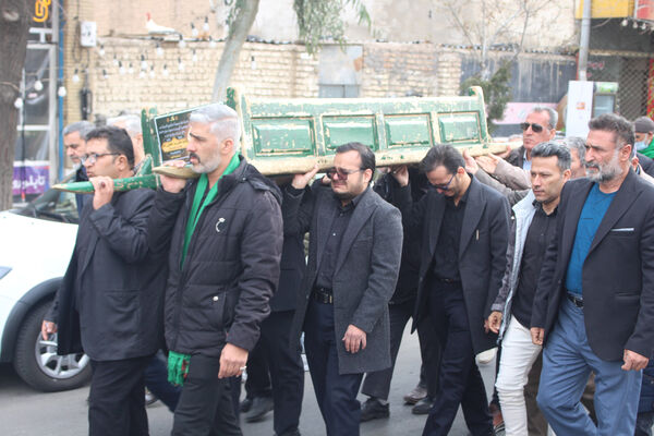 مراسم تشییع مادر شهید «حسین بی‌تا» در قم
