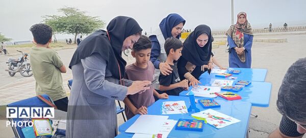 کانون پرورش فکری کودکان و نوجوانان بندرعباس در سوگ رهبر شهید