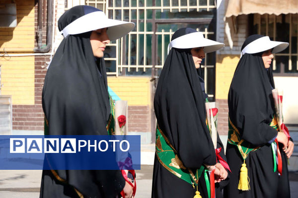 نواخته شدن زنگ مهر، ایثار و نماز در مدارس شهرستان اسلامشهر