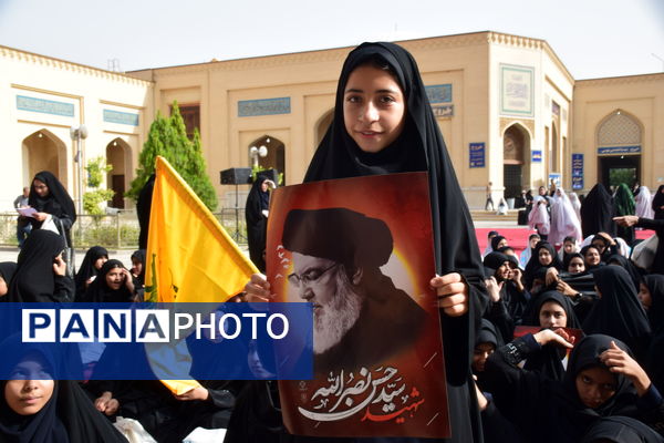 تجمع دانش‌آموزان شیرازی در حمایت از جبهه مقاومت