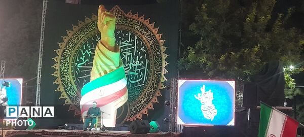 حضور مردم در شب‌های کرمان 