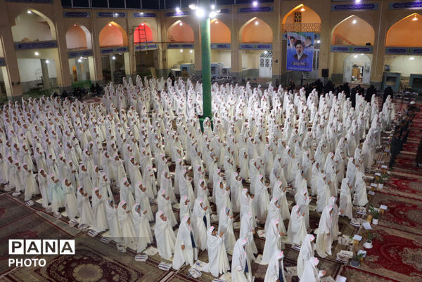 جشن تکلیف بیش از ۷۰۰ دانش آموز بافقی