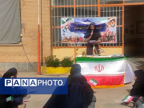  جشن جوانه ها در دبیرستان رفعت کاشمر