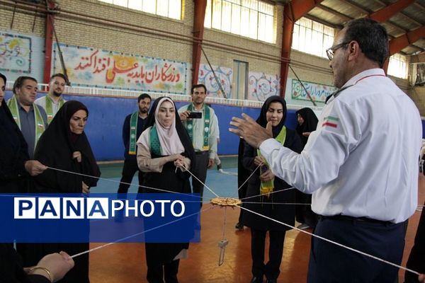 کارگاه آموزشی مهارت افزایی مربیان پیشتاز در بهارستان ۲