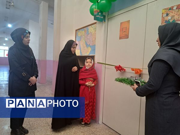 افتتاح اتاق بازی و یادگیری در دبستان دخترانه پیامبر اعظم و موعود شهرستان ملارد