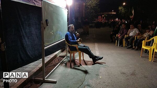 گذری بر کافه گفتگوی حسینیه امام خمینی در صد وبیست و  چهارمین شب 