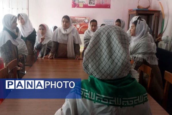 طنین زنگ انقلاب در مدارس شهرستان شهریار 