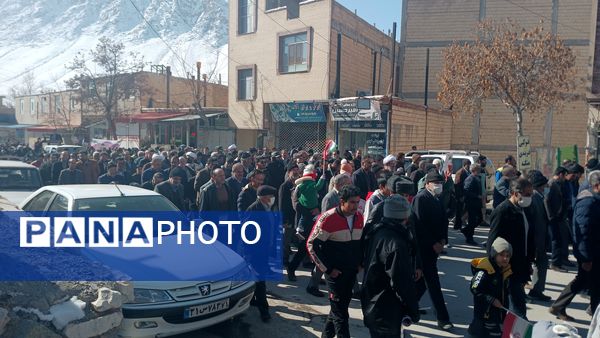 حضور پرشکوه مردم حماسه ساز بن در راهپپیمایی ۲۲ بهمن