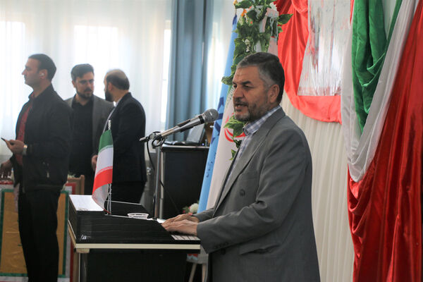 برپایی جشن «حضور تا ظهور» در دبیرستان شهیده حسنی سعدی قم
