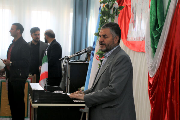 برپایی جشن «حضور تا ظهور» در دبیرستان شهیده حسنی سعدی قم