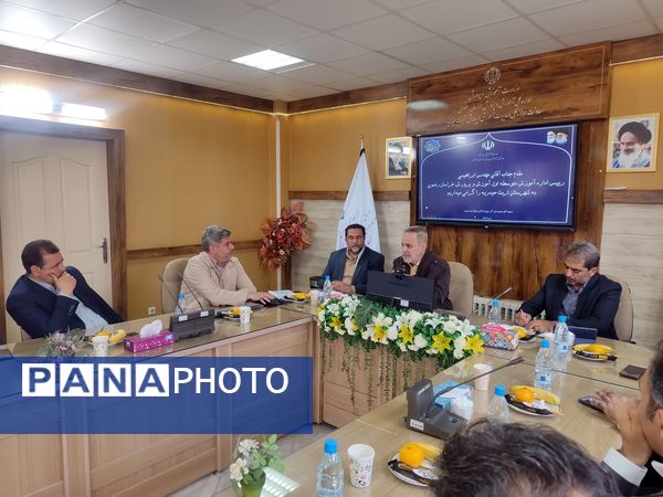 نشست بررسی نظام مسائل تربیتی، آموزشی و پرورشی در تربت حیدریه