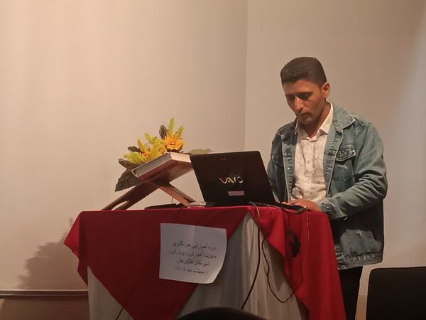 برگزاری کارگاه آموزش خبرنگاری ویژه دانش‌آموزان خبرنگار پانا در شهرستان فلاورجان 