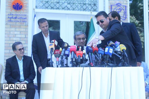 نشست خبری استاندار خراسان رضوی در قاب پانا 