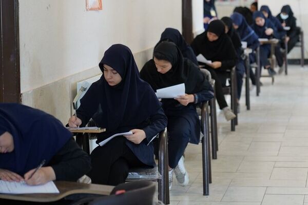 امتحانات نهایی در تهران با نظم و آرامش برگزار شده است