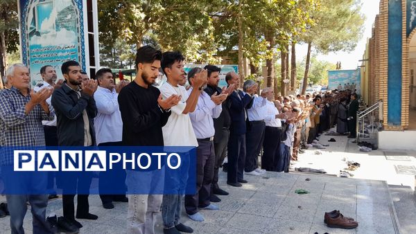 نماز جمعه در جوار شهدای بهشت فضل نیشابور 